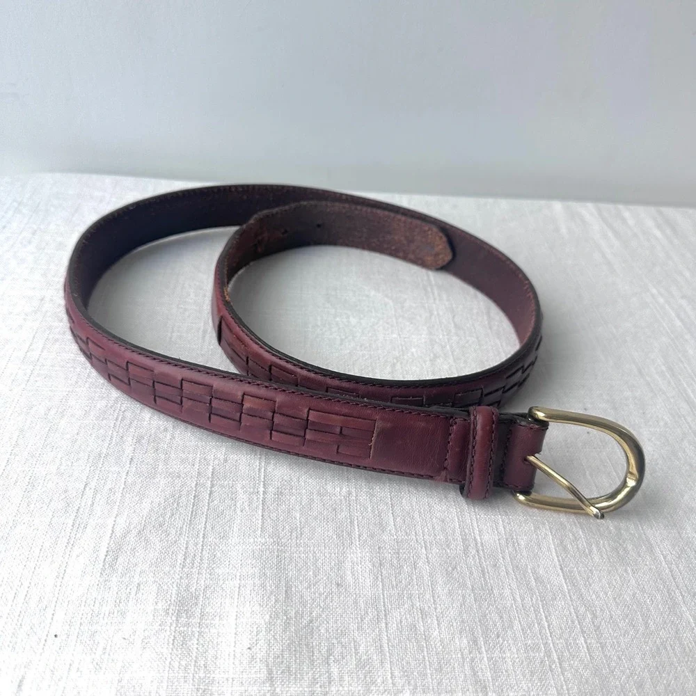 Van‎ Heusen Mens Belt 36 Burgundy Brown Basketweave woven Leather Gold